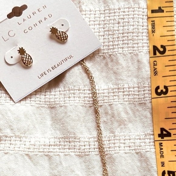 NEW! Pineapple Pierced Gold Earrings Studs Necklace for Special BOGO - Picture 4 of 6